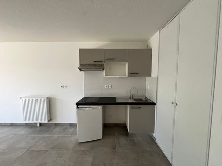 Location Appartement 2 pièces 40m² MONDONVILLE 31700 - Photo 4