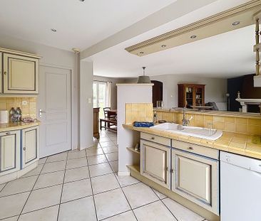Location Maison 4 pièces 103m² ST SULPICE LA POINTE 81370 - Photo 3