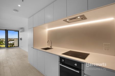 Flemington with a View!! - Photo 4