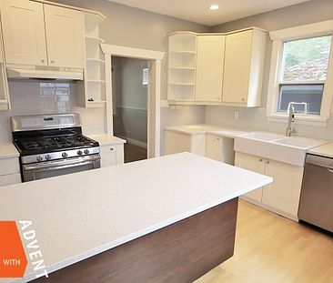 Riley Park Unfurnished 5 Bed 2.5 Bath House For Rent at 76 East 42nd Ave Vancouver - Photo 3