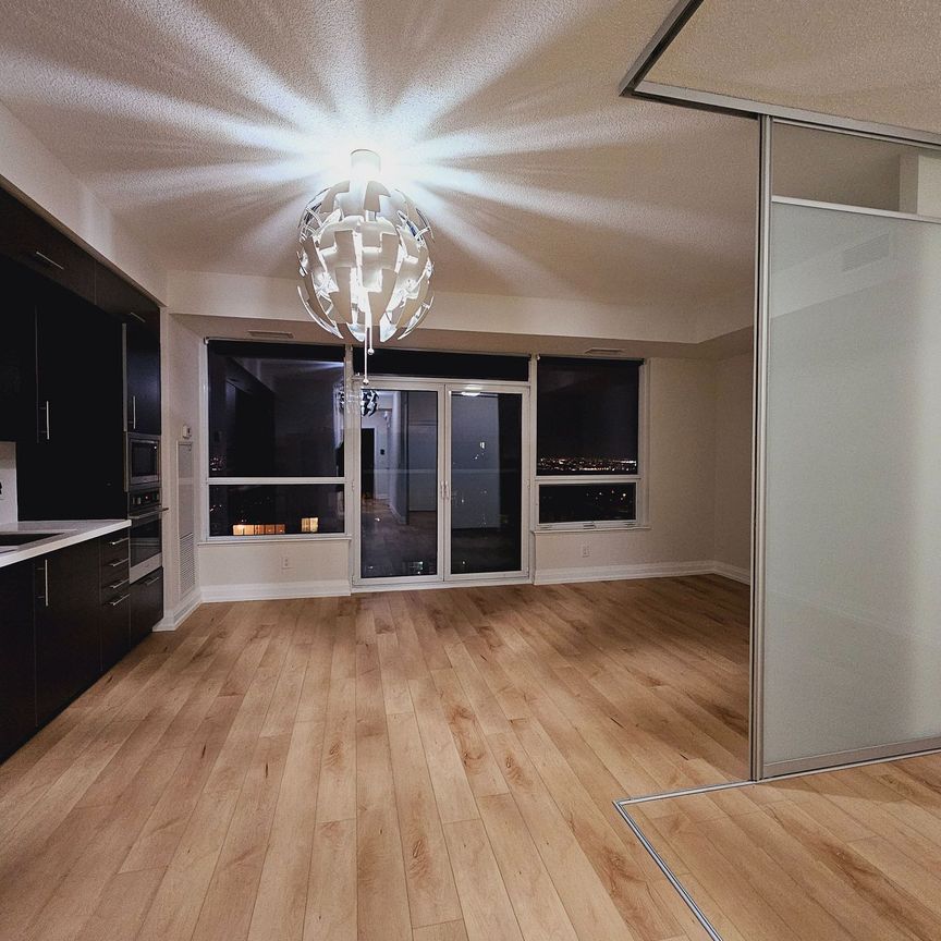 For Lease - 5 Sheppard Avenue Unit# 2824, Toronto, Ontario - Photo 1