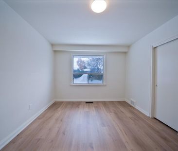For Lease - 57 Anewen Drive Unit# Main, Toronto, Ontario - Photo 2