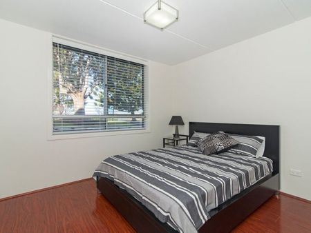 2/33-35 Tourist Road, East Toowoomba - Photo 4