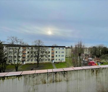 Gut geschnittene 2-Zi.-Wohnung mit Balkon! - Photo 6