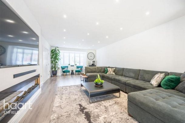 5 bedroom semi-detached house to rent - Photo 1