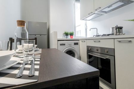 Amazing single room in the heart of Milan - Photo 2