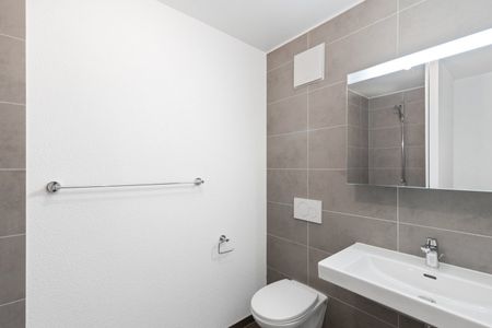 Grand balcon, beaux volumes et luminosité exceptionnelle ! - Photo 4