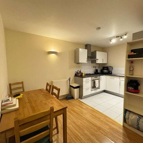 Sumner Road Room C (Double with Balcony) - Photo 1