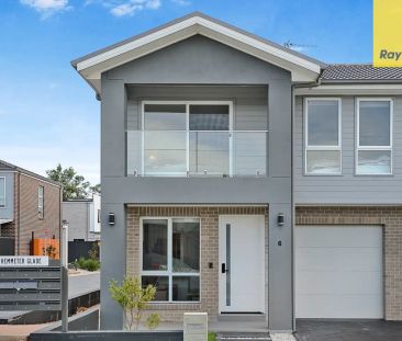 “Three Bedroom Lovely and Modern Home” - Photo 1