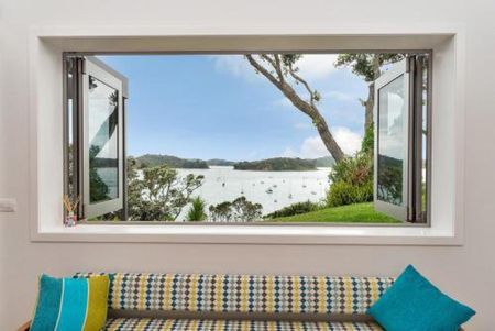 Modern, Funky Beach House - Photo 3