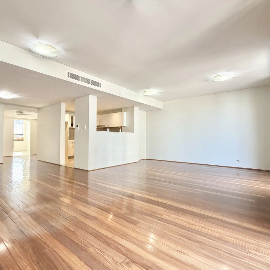 Stylish and modern apartment in convenient Ryde location - Photo 1