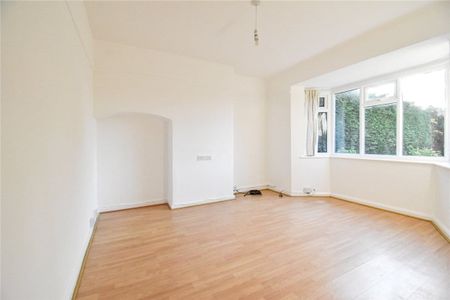 Well presented 3 bedroom semi-detached house to rent just to the north of Cambridge within walking distance of the City centre and local amenities. Rear enclosed garden. GCH. Unfurnished. - Photo 5