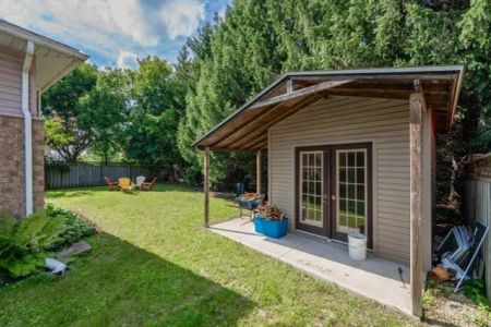 18 Whittaker Court • Lower Unit, Guelph - Photo 4