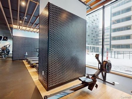 Unit 2810: Entire unit - Photo 2
