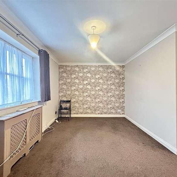 Aynsley Gardens, Harlow, CM17 - Photo 1