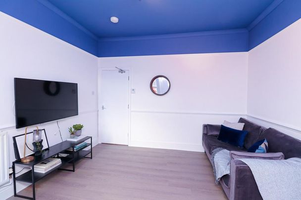 2 bedroom flat to rent - Photo 1