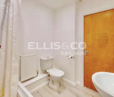 William Perkin Court, UB6, Greenford - Photo 6