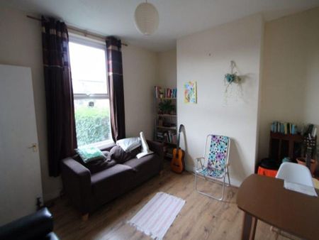 2 bedroom house to rent - Photo 2