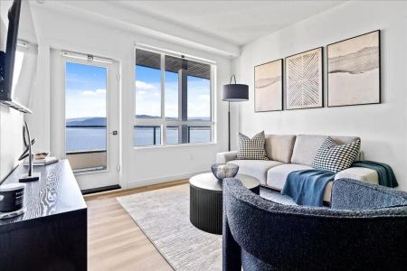 Westrich Bay — (FURNISHED) - 2 Bed 2 Bath - D1 - Photo 3