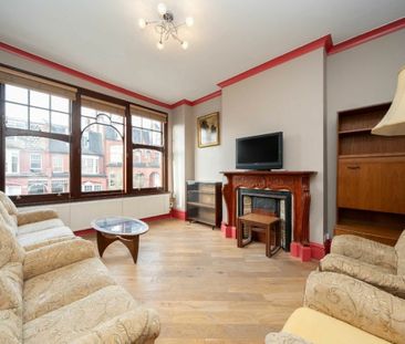 Hillfield Park - Photo 2