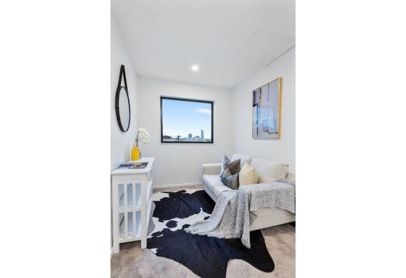 Exceptionally designed home at Takapuna - Photo 1