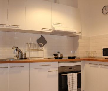 Room for rent in Roger de Flor - Photo 2