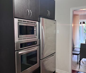 For Lease - 4358 Bacchus Crescent, Mississauga, Ontario - Photo 2