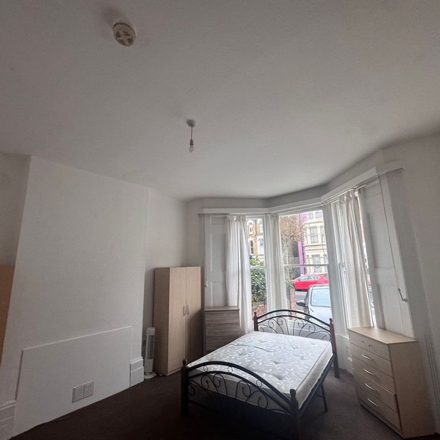 Room in a Shared House, Stapleton Hall Road, N4 - Photo 1