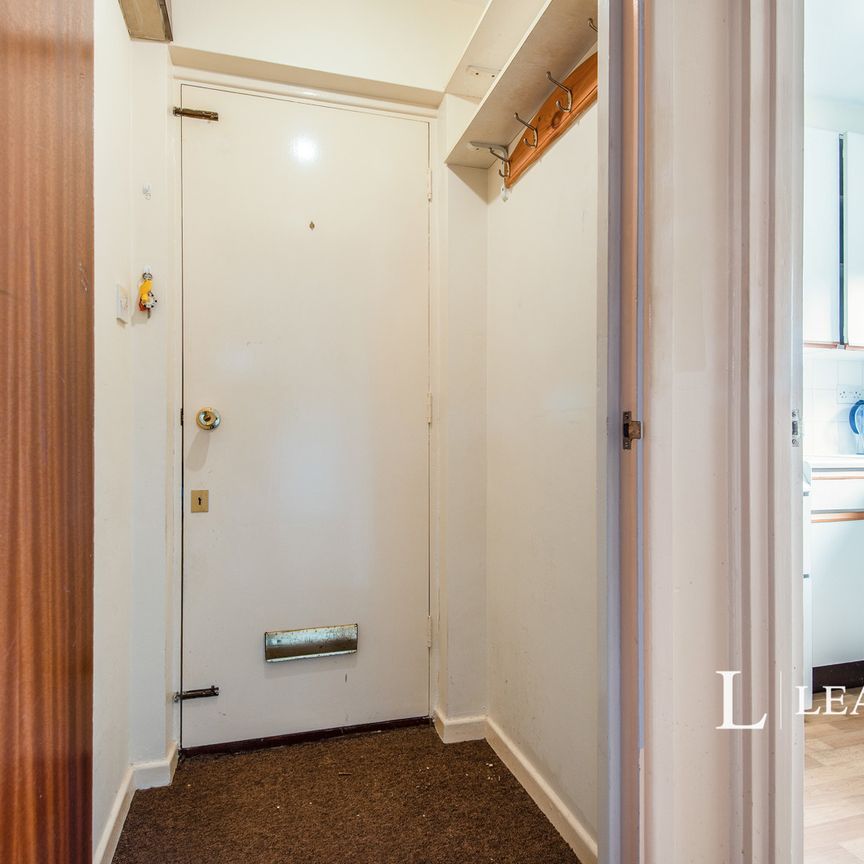 1 bedroom studio to rent French Lodge, Whinbush Road, Hitchin, SG5 - Photo 1