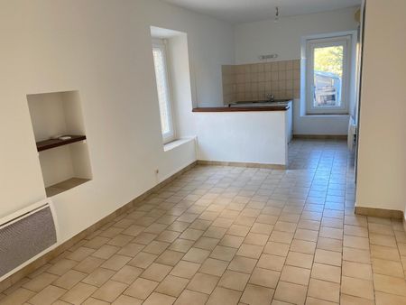 Location Appartement 4 pièces 74m² AUBENAS 07200 - Photo 5
