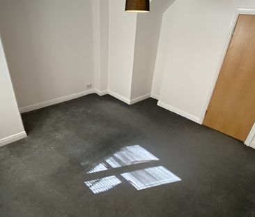 Flat 1, Conference Road, Armley, Leeds, LS12 3DX - Photo 5