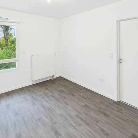 Appartement F2 - RESIDENCE NEUVE - PLATEAU DE HAYE - CUISINE EQUIPEE - PARKING EXTERIEUR - Photo 1