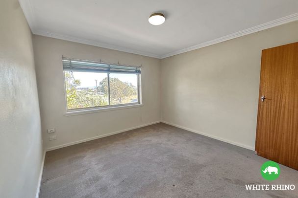 52 Richard Avenue, Queanbeyan - Photo 1