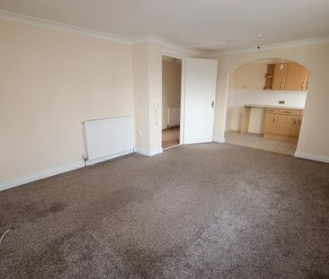 2 bedroom flat to rent - Photo 3