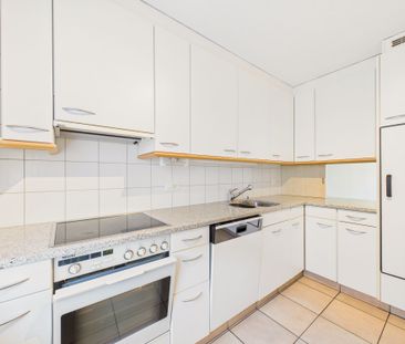 Gemütliches 5.5-Zimmer Einfamilienhaus in Aesch, Kanton ZH - Photo 2