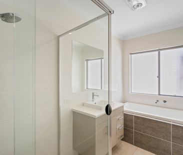 Beautiful Family Home In Ormeau! - Photo 6