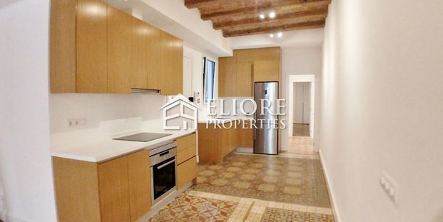 Renovated Apartment For Sale in el Gotic Barcelona 1 bed/ 1 bath - Photo 1