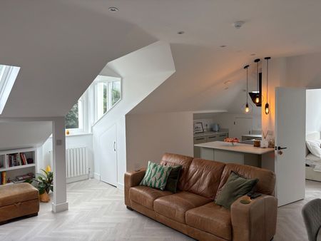 1 Bed Flat, Belsize Avenue, NW3 - Photo 3