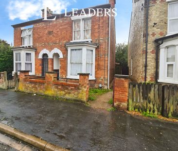 3 bedroom semi-detached to rent Colvile Road, Wisbech - Photo 1