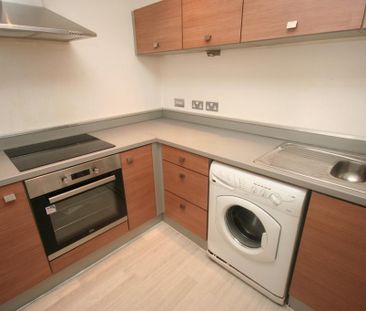 2 bedroom apartment to rent - Photo 4