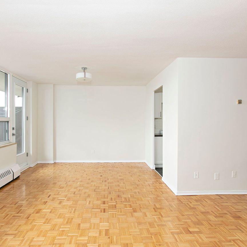 For Lease - 6200 Bathurst Street Unit# 1103, Toronto, Ontario - Photo 1