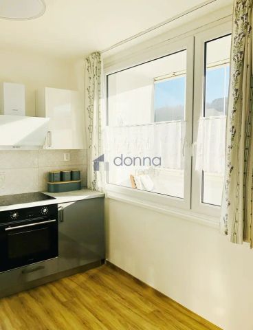 Pronájem bytu 3+kk/L, 74 m - Fotografie 5