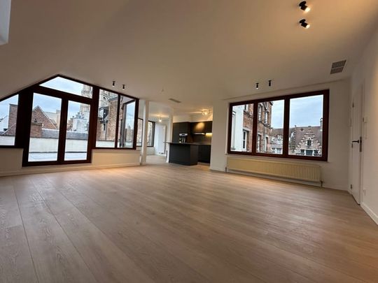 Appartement te huur - Foto 1