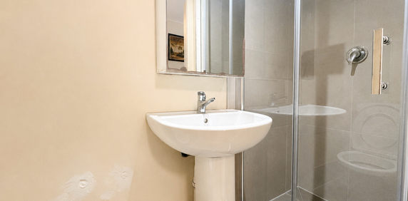 Convenient CBD Studio in a Prime Flinders Street Location - Photo 2