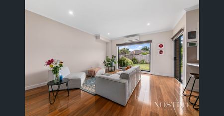 3 BEDROOM 2 BATHROOM - WALK TO THE TRAIN STATION ! - Photo 3