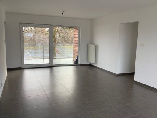 Appartement te huur - Photo 1