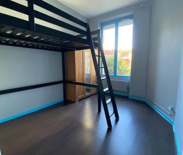 Location Appartement 3 pièces 67m² ST ETIENNE 42000 - Photo 3