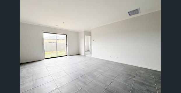 Move-In Ready & Packed with Features - Photo 1