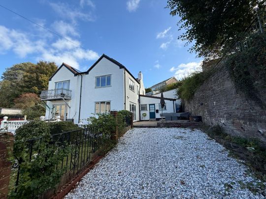 Parfitts Hill, Bristol - Photo 1