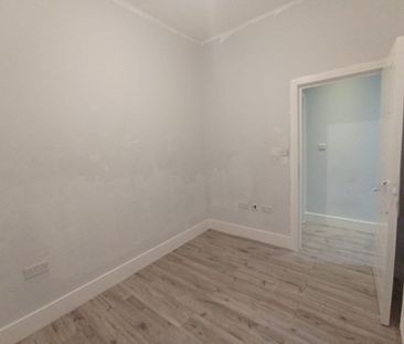 3 Bed Flat, Stuart Crescent, N22 - Photo 3